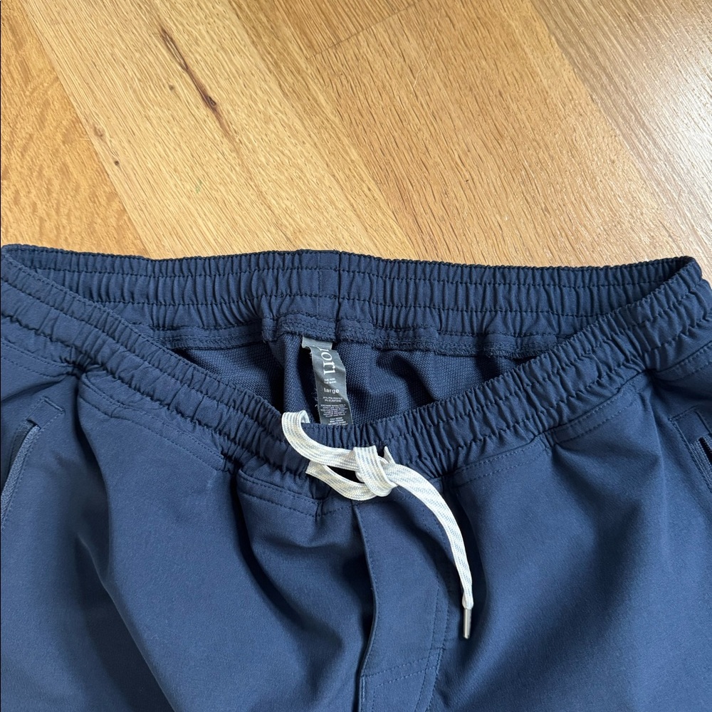 Vuori Athletic Pants - Large - Picture 3 of 3